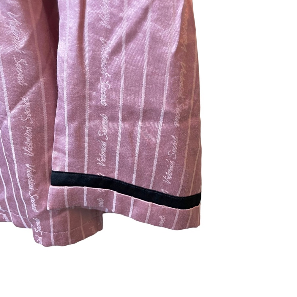 Victorias Secret Pajama Shirt Women’s Medium Pink Striped Button Up Silky top - Picture 7 of 9